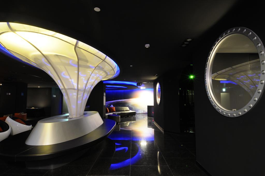 Space Inn Hengyang Branch Taipei Exterior photo